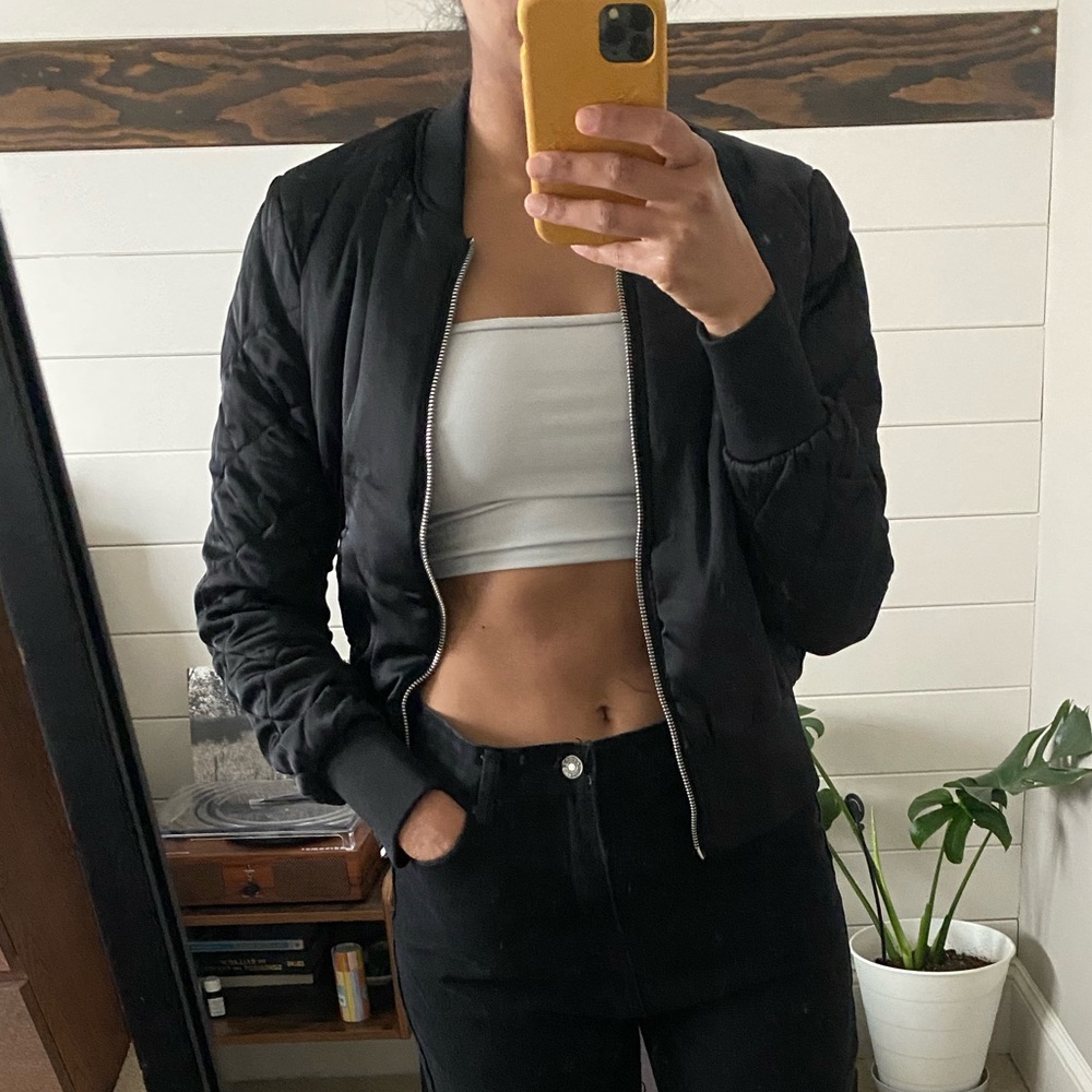 black cropped bomber jacket